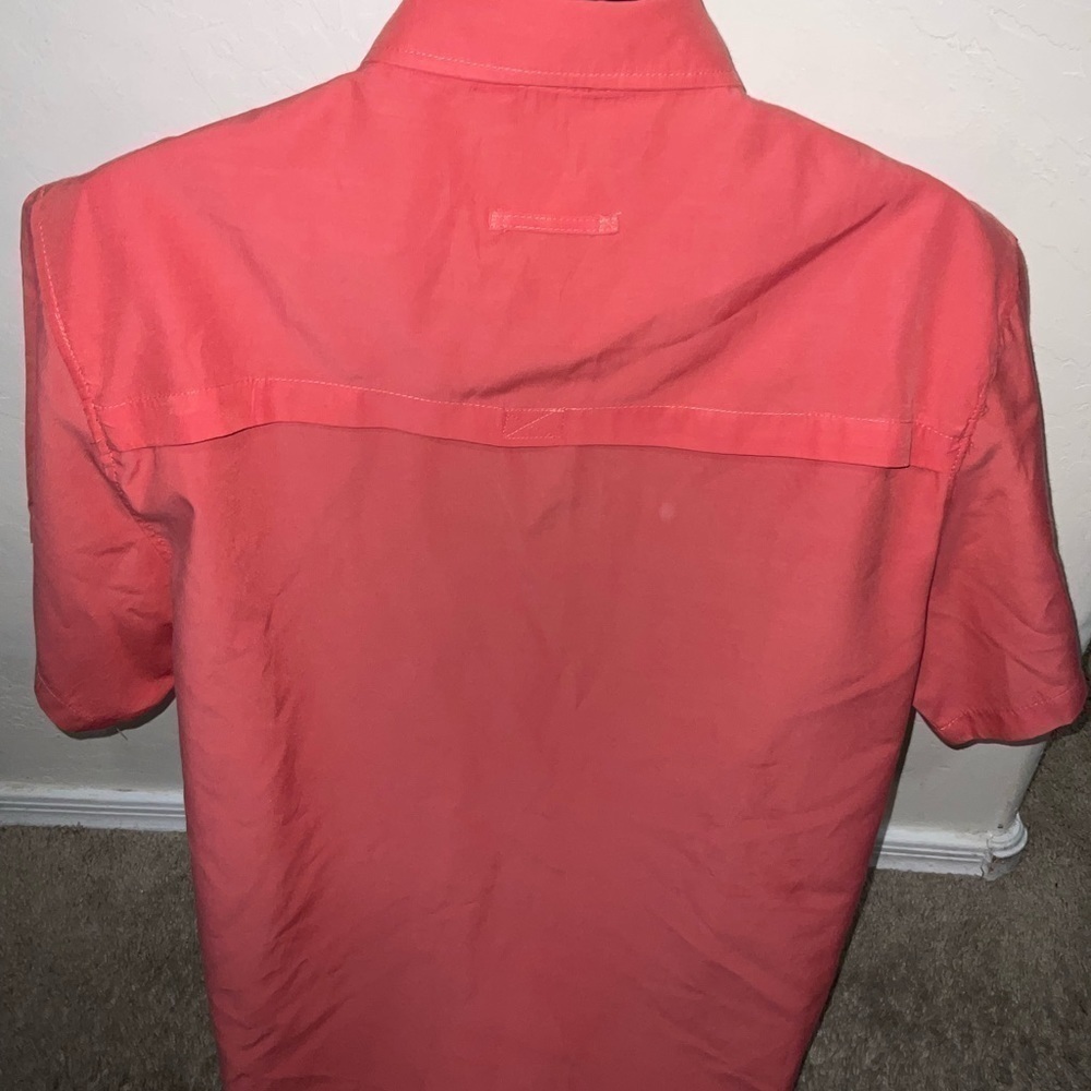 Men’s used size M medium outdoor  salmon button front shirt short sleeve Pre own - Picture 3 of 5
